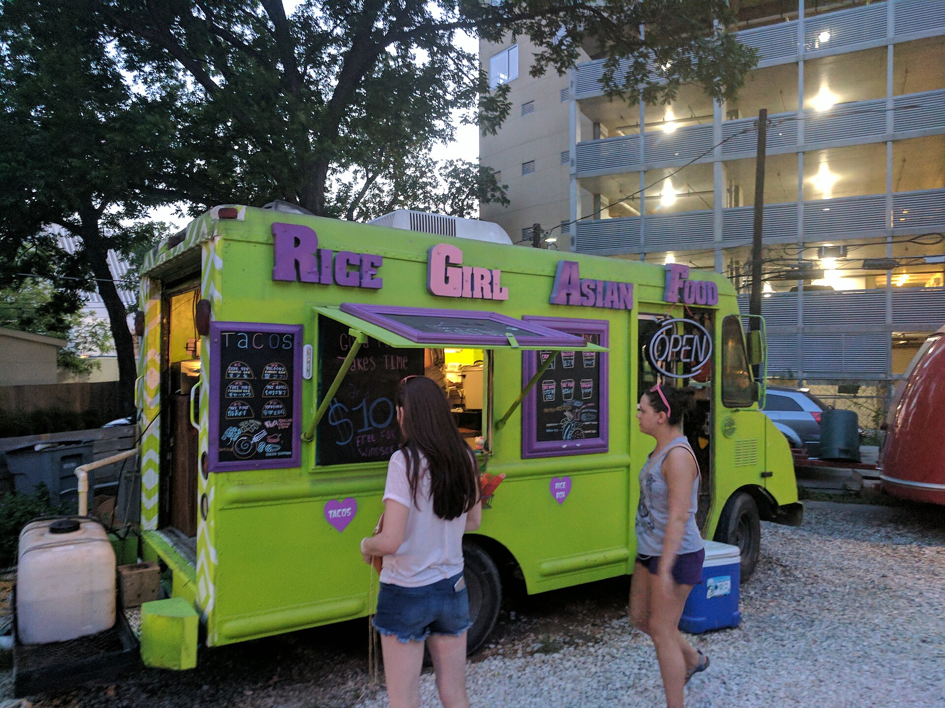 Foodtruck mit Streetfood